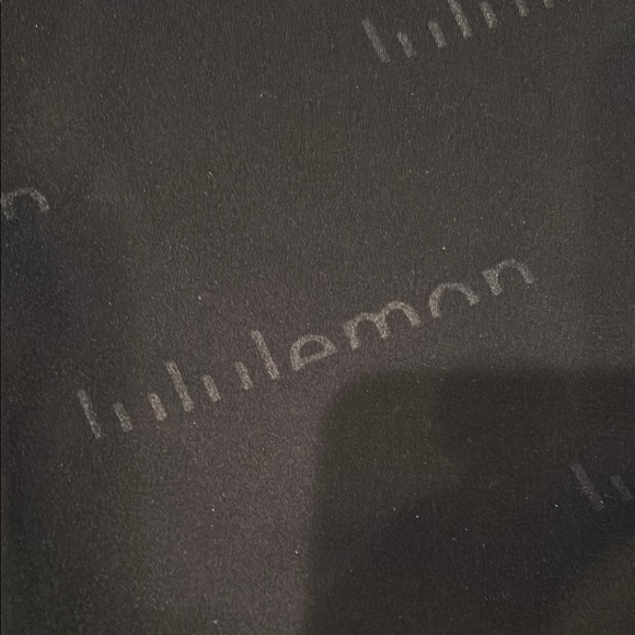 lululemon athletica black Fitted Crop Top size 8, logo design - Picture 6 of 10